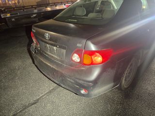 2009 Toyota Corolla LE - Primary Damage Right Image